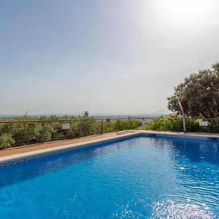 V024 - Colina Villa Palau Saverdera